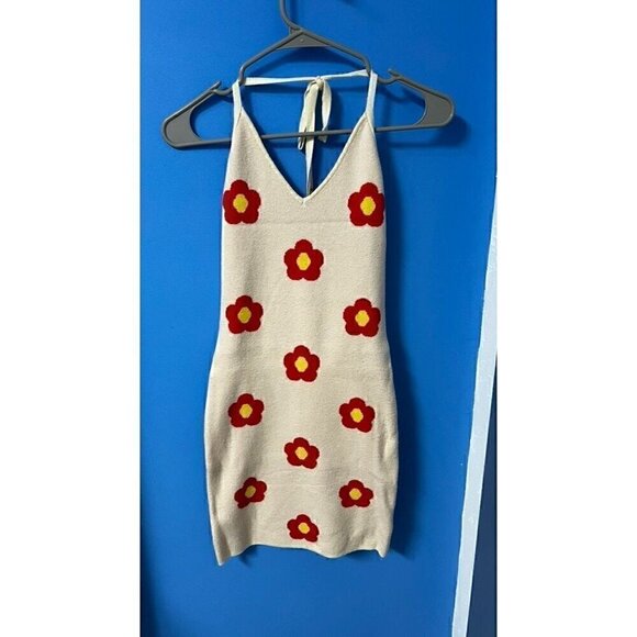 RSQ Floral Knit Halter Dress Women Small With Red/Yellow Daisy Pattern y2k boho - Picture 3 of 7